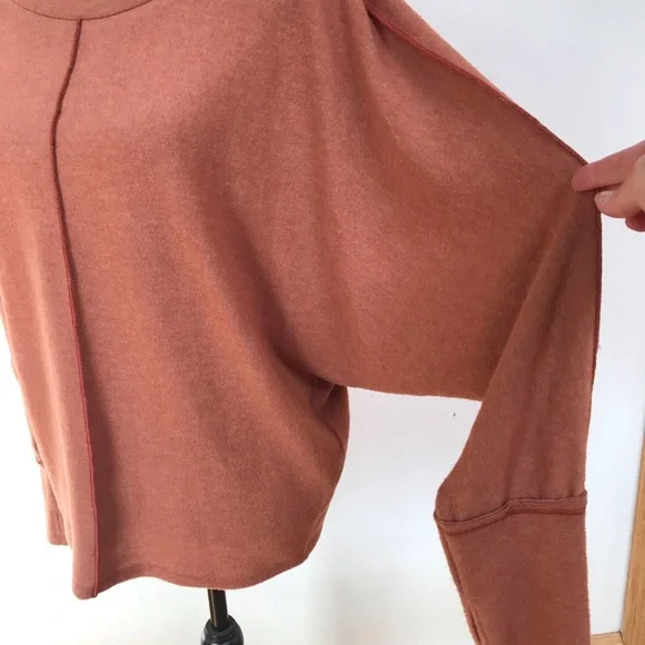 Sample NWOT Boho Dolman Sleeve Top - Picture 2 of 5